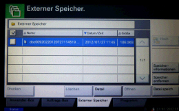 Anzeige auf dem Touch-Screen "Speicher entfernen" Anzeige auf dem Touch-Screen "Speicher entfernen"